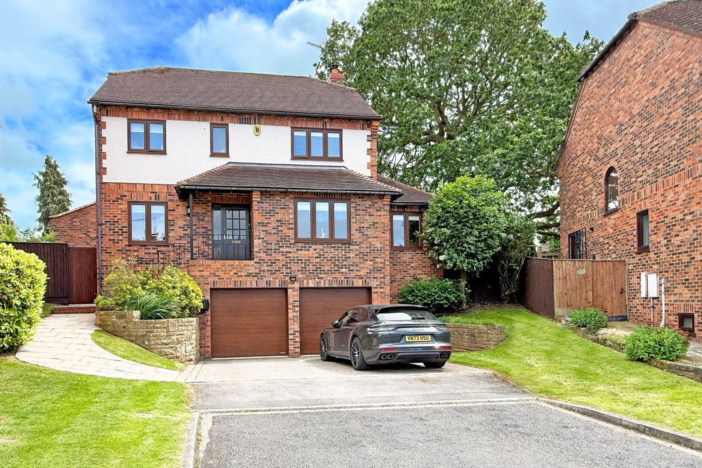 Property photo 1 of 23