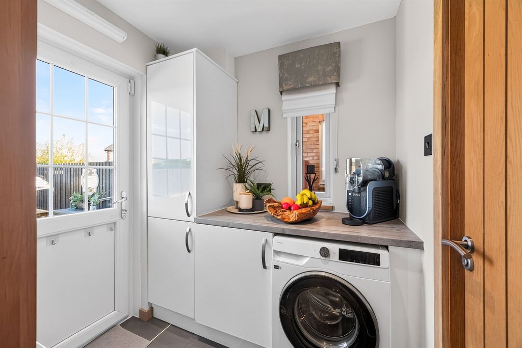 Additional image 7 of 4 bed detached house for saleHawthorn Avenue, Erskine PA8