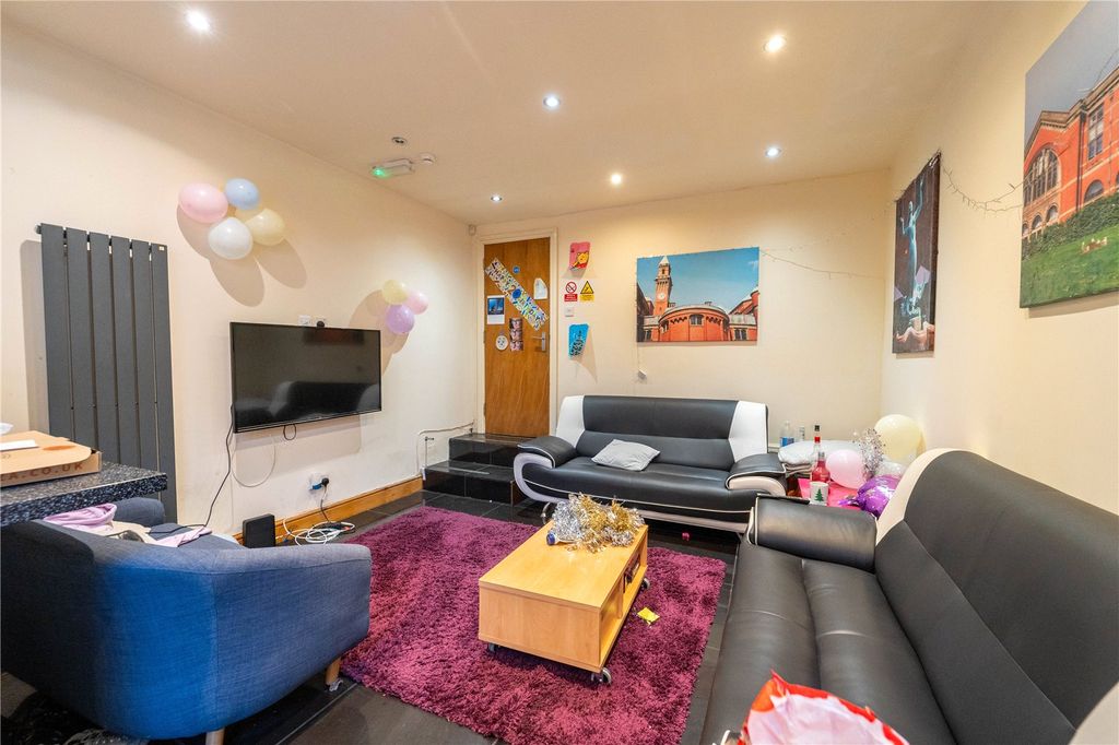 Property photo 3 of 14 Picture No. 07