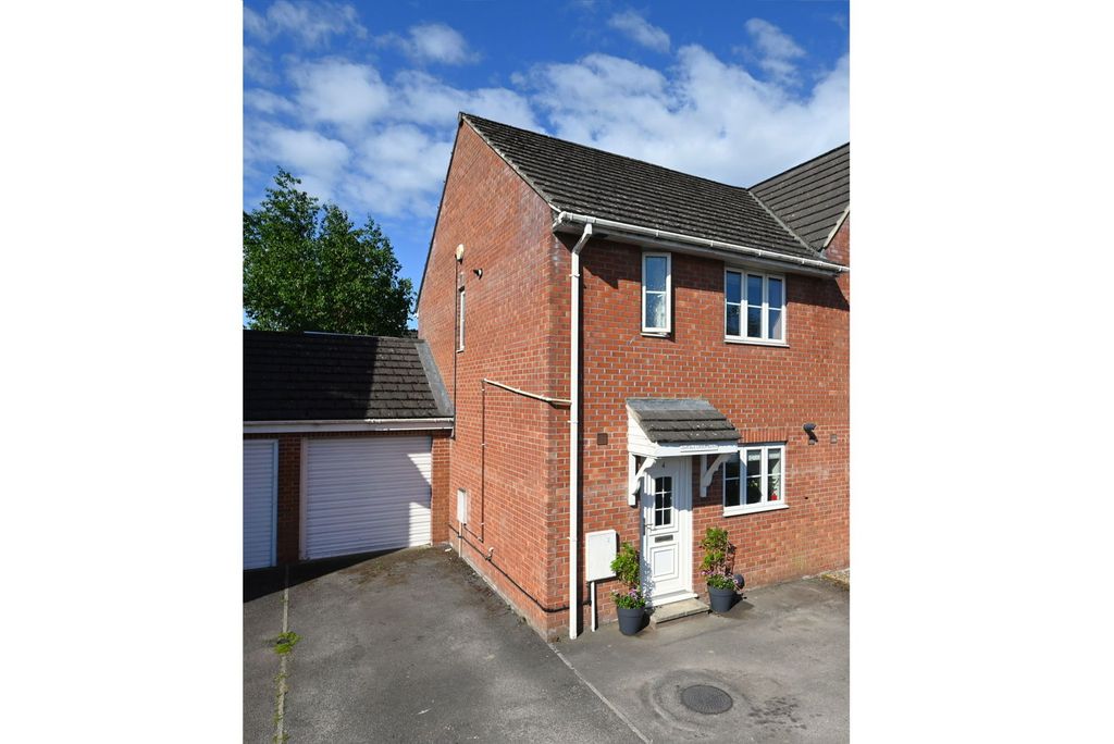 Property photo 1 of 20