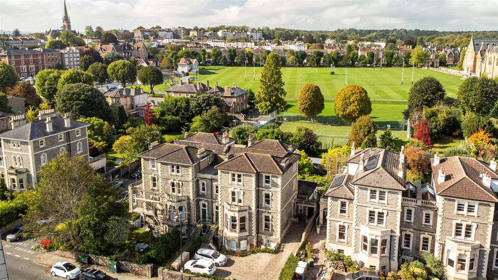 Property photo 1 of 21 Exterior