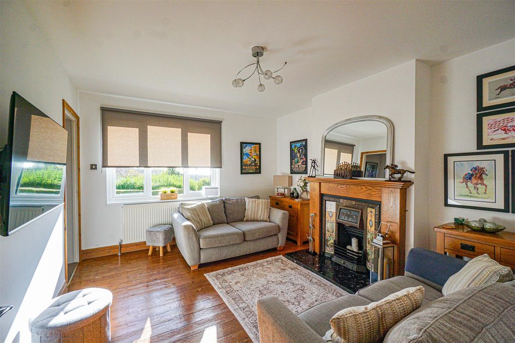 Property photo 2 of 23 Dsc01175.Jpg