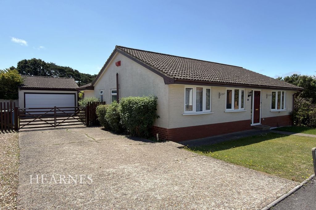Property photo 1 of 15