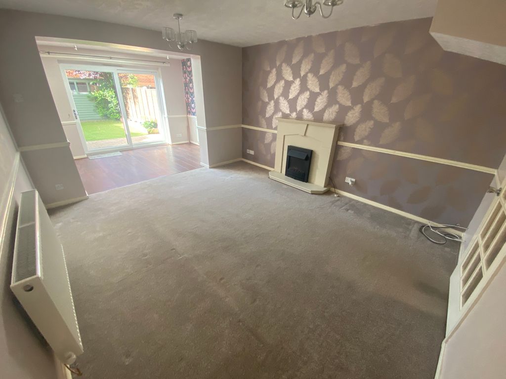 Property photo 3 of 16 Front