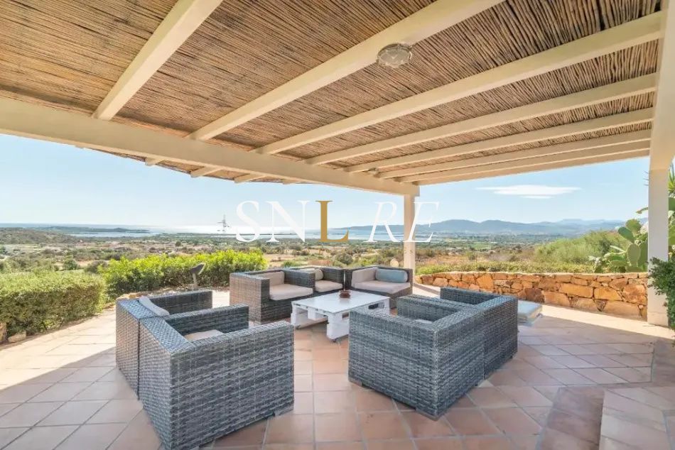 Property photo 3 of 24