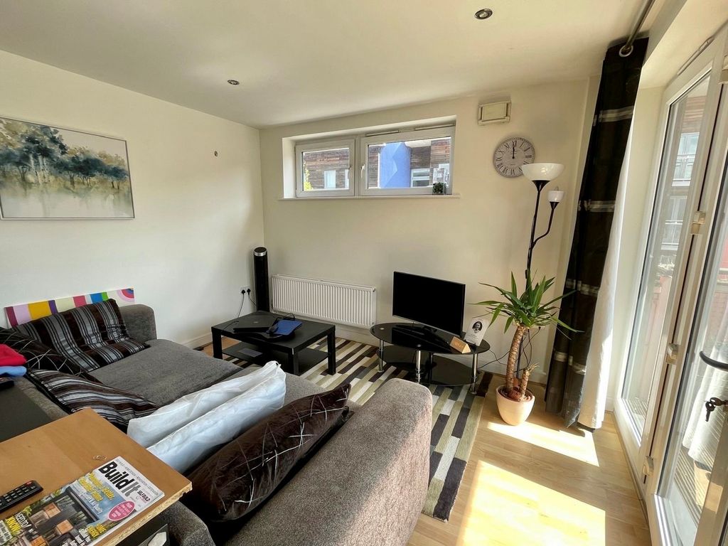 Property photo 3 of 8 Living Area