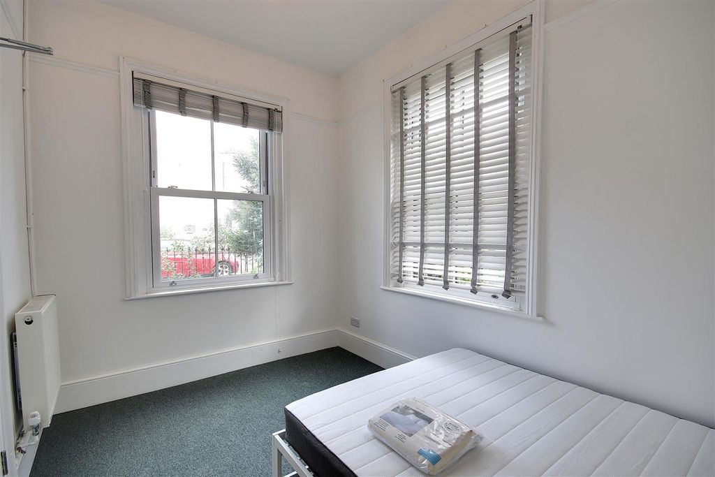 Property photo 2 of 9 R2 (2).Jpg