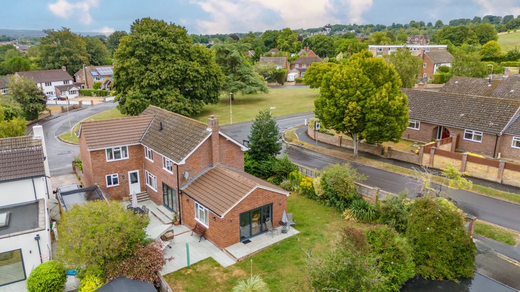 Property photo 2 of 38