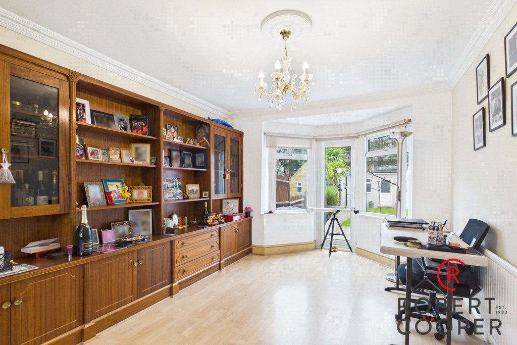 Property photo 3 of 11 Picture No. 05