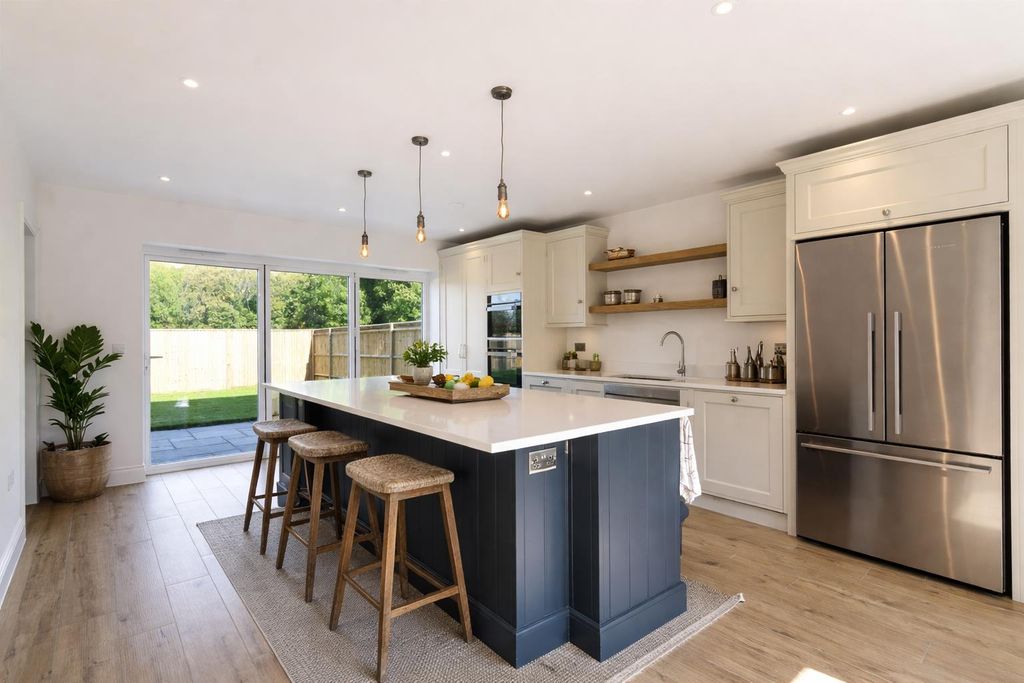 Property photo 2 of 21 68B5Ca71-1220-465E-90c1-0A60Beb5Bf6A.Png