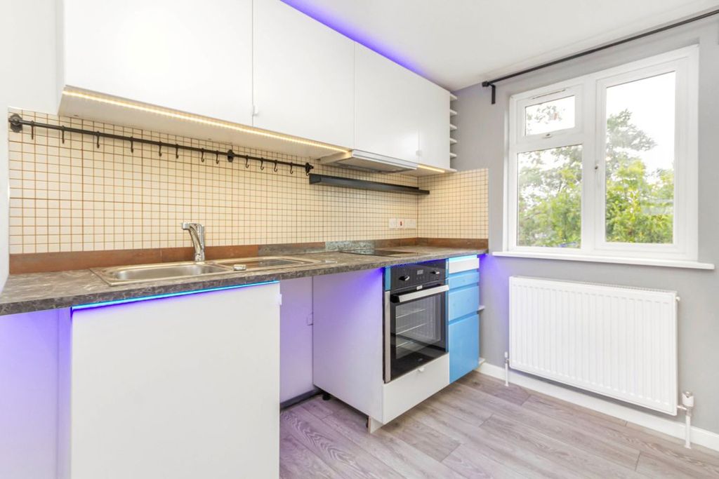 Property photo 3 of 3