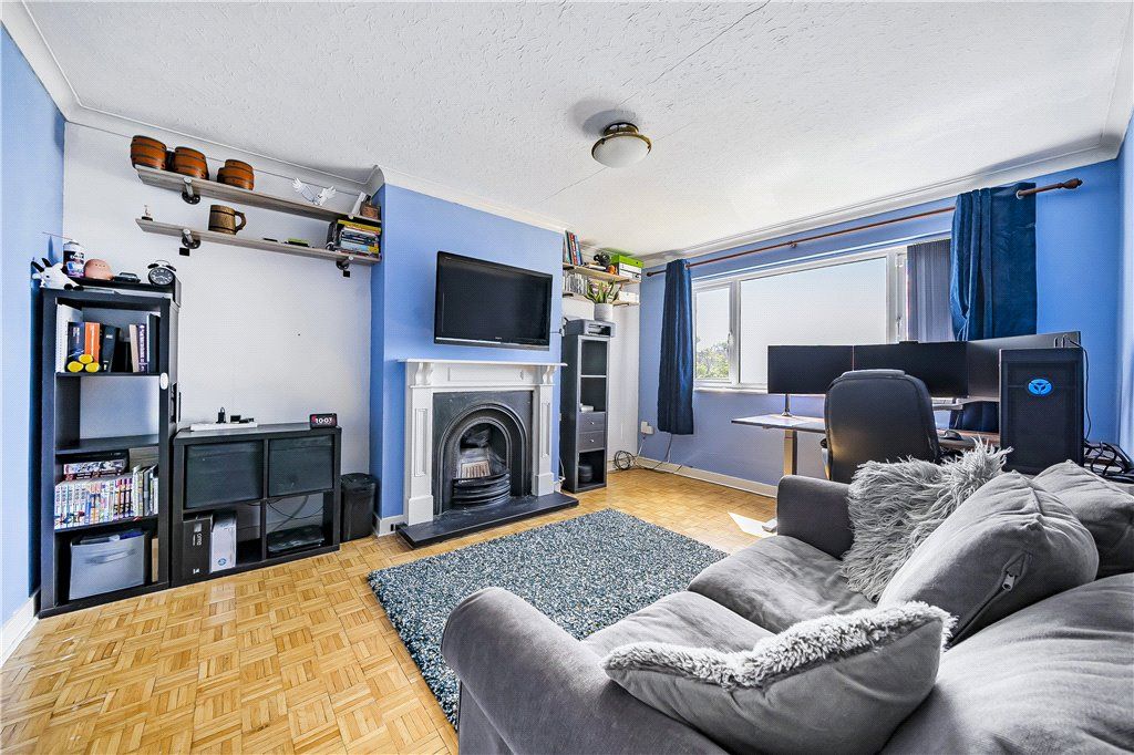 Property photo 2 of 16 Picture No. 18