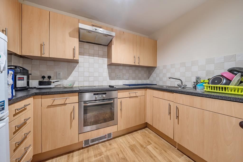 Property photo 2 of 12 Kitchen