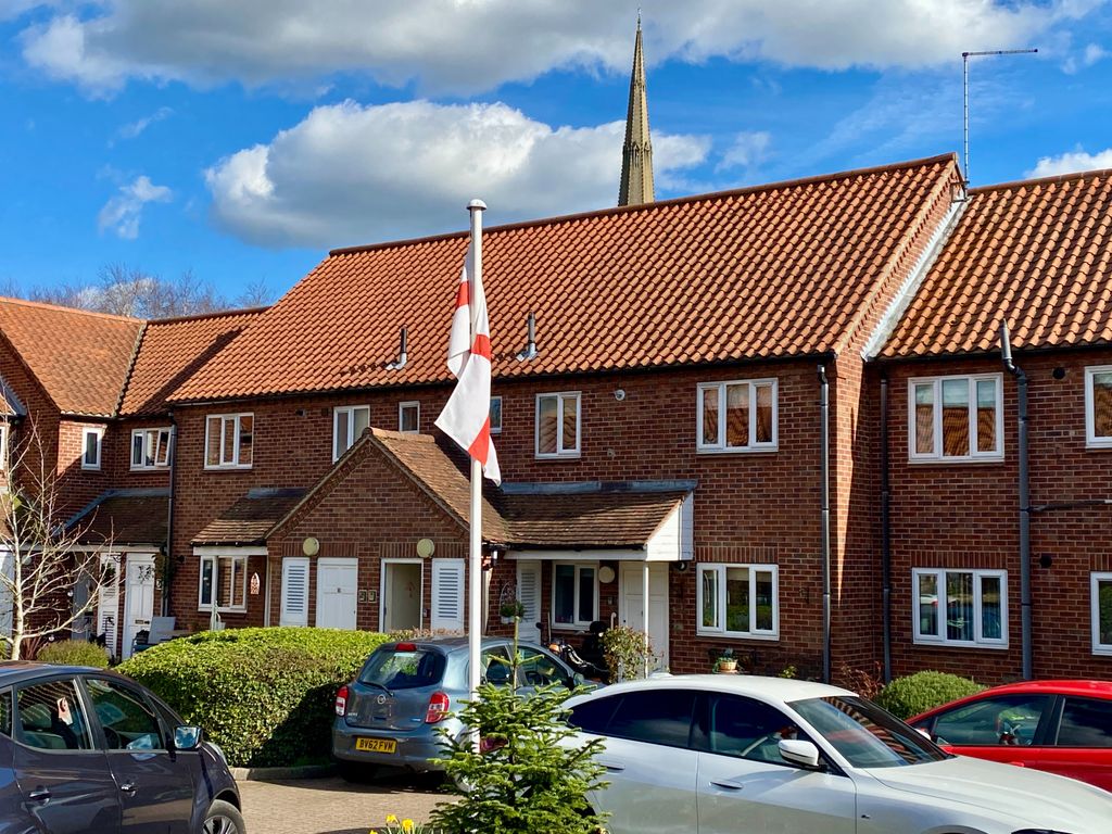 Property photo 1 of 9