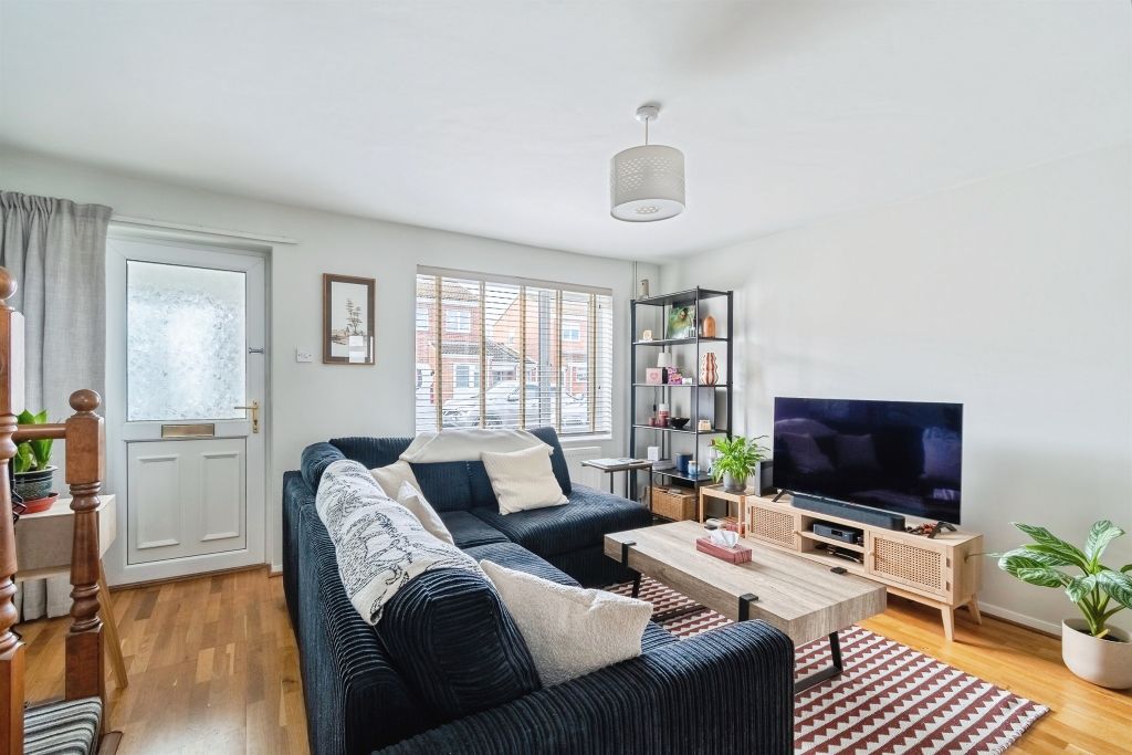 Property photo 3 of 24