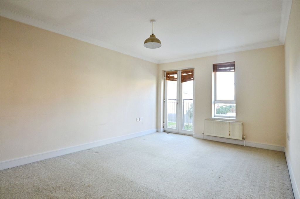 Property photo 3 of 12 Picture No. 14