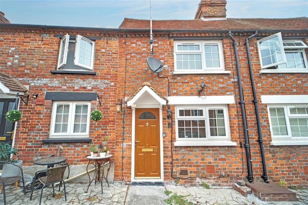 Property photo 1 of 5