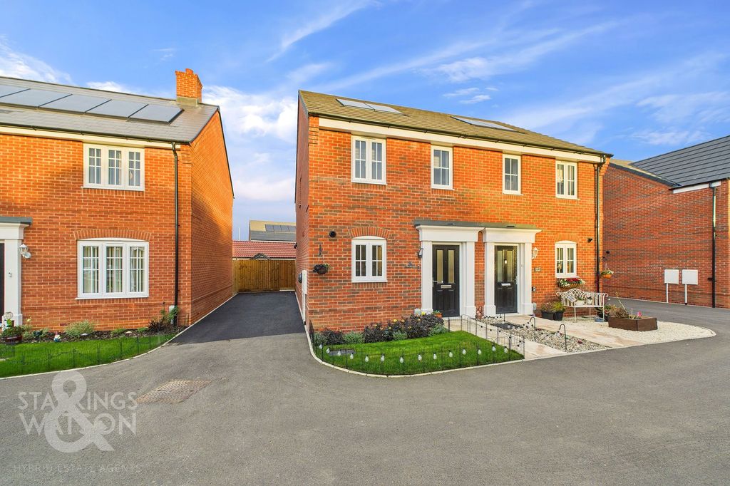 Property photo 1 of 23