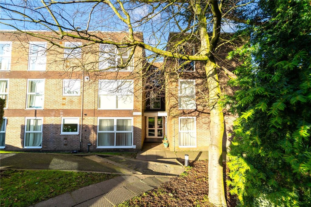 Property photo 1 of 14 Picture No. 13