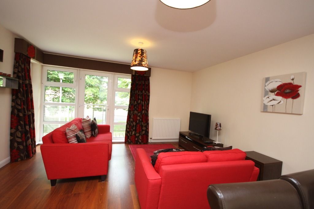 Property photo 3 of 12