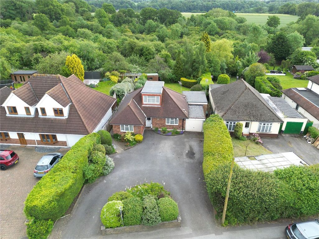 Property photo 1 of 20 Picture No. 06