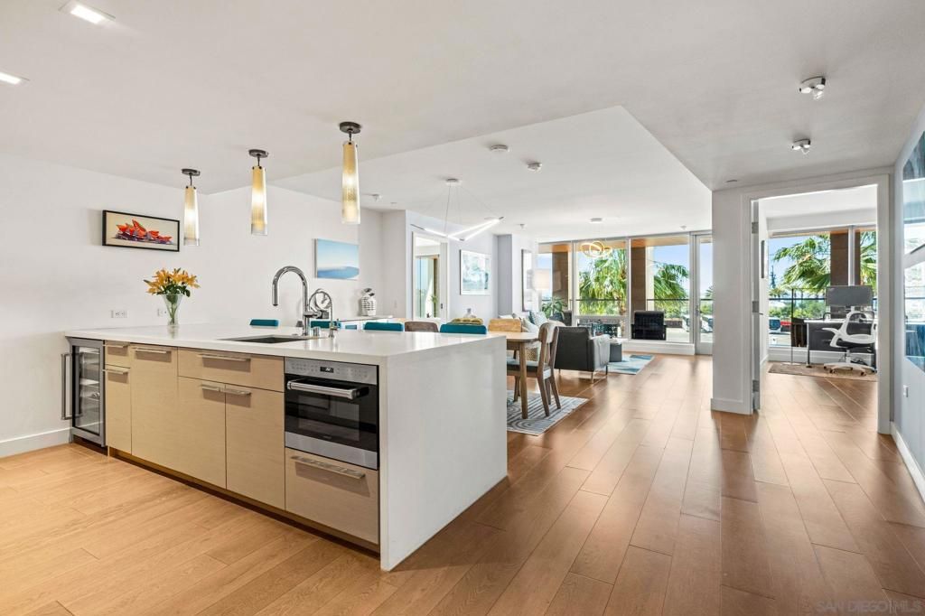 Property photo 1 of 50