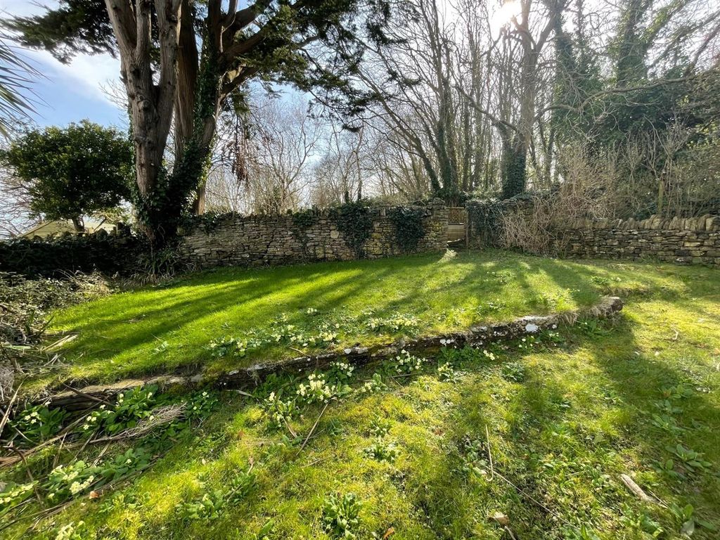 Property photo 3 of 22 4209 Garden Alt.Jpg