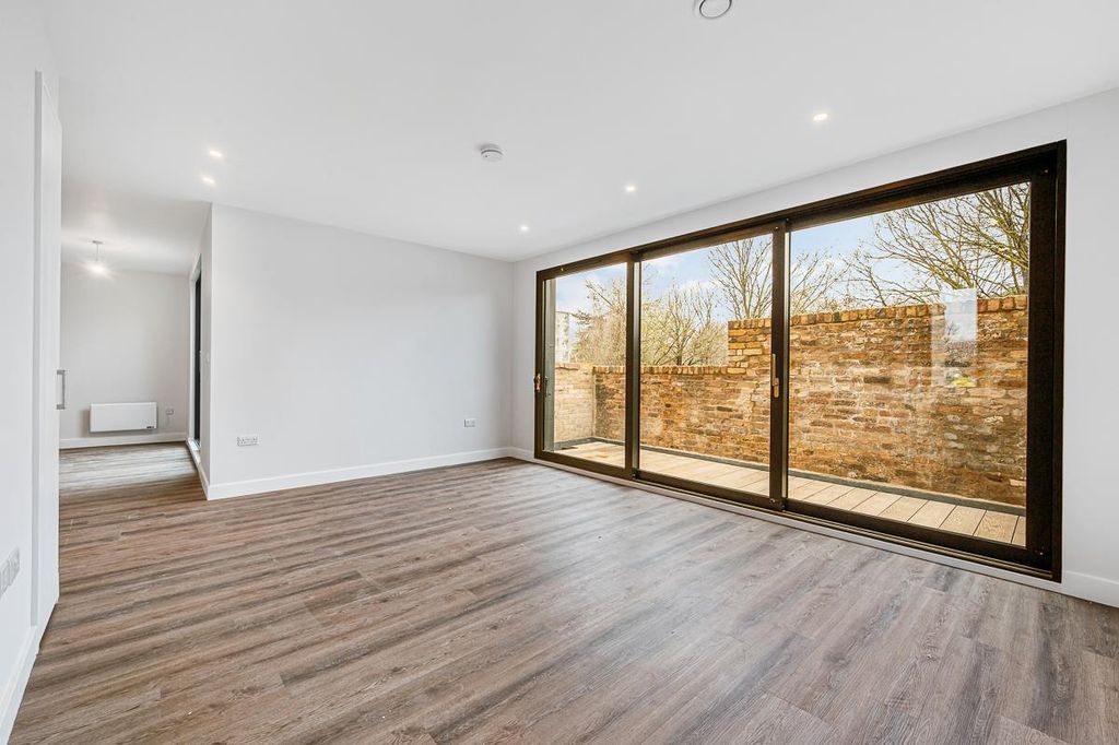 Property photo 1 of 7 Fff - 47 Paddenswick Road-1.Jpg