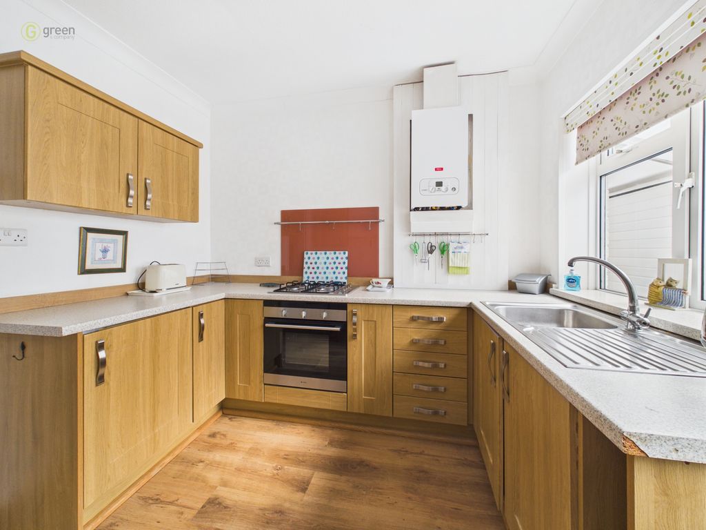 Property photo 3 of 14 2B16Cfd0711946B792709c37467B8B6A100Cam01698G0Pr0197Still015