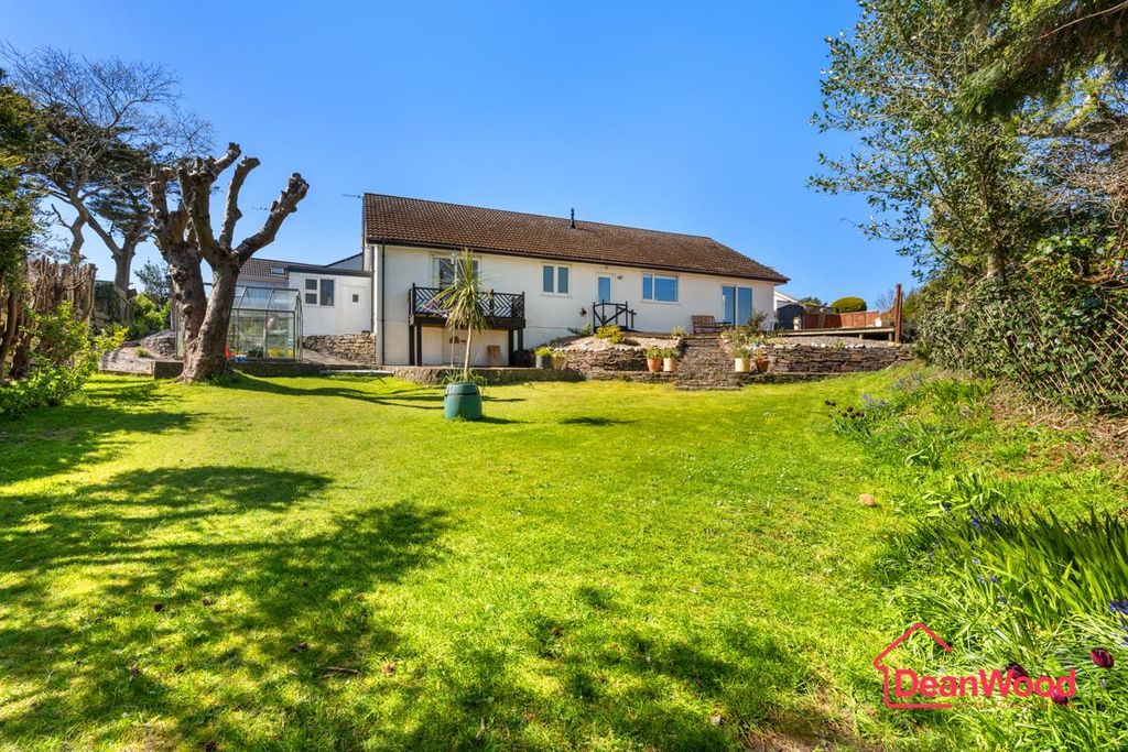 Property photo 2 of 33 2.Jpg