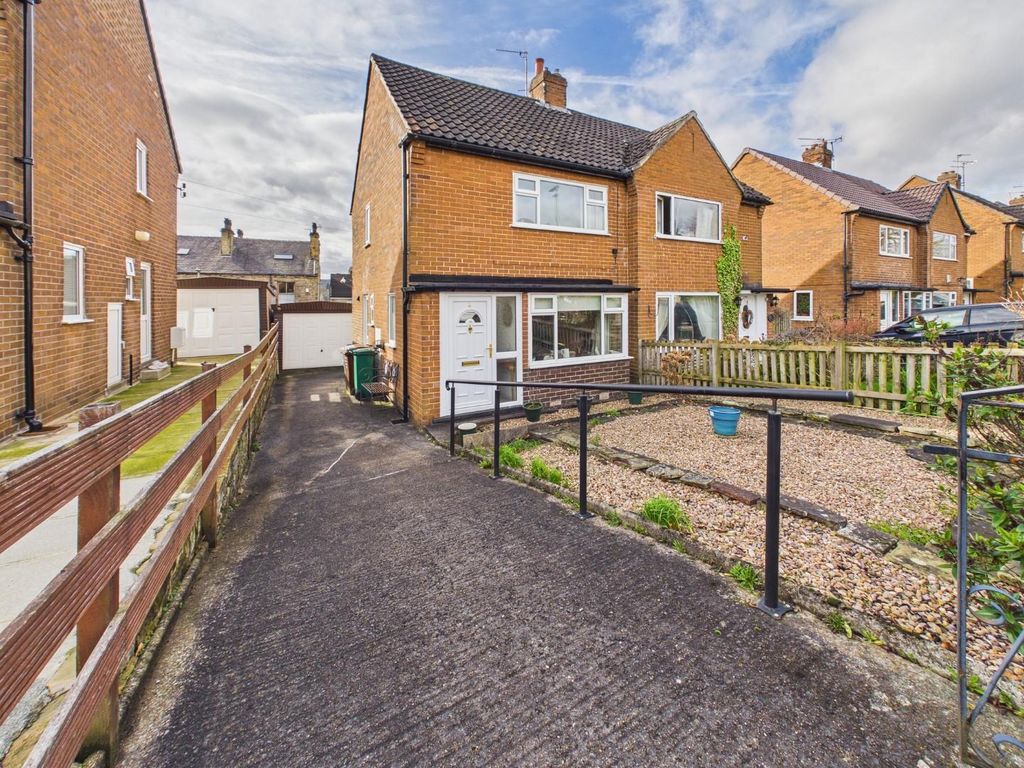 Property photo 1 of 15 Cam04899G0-Pr0289-Still017.Jpg