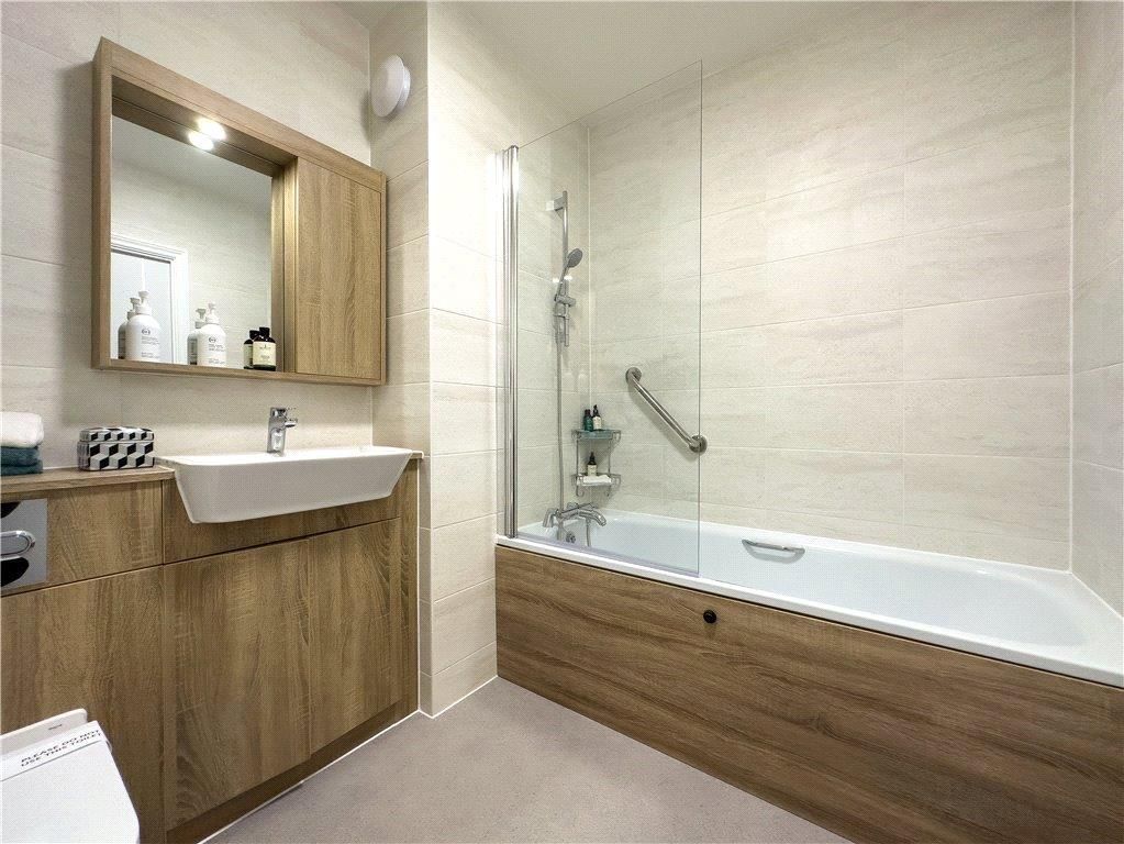 Additional image 12 of 2 bed flat for saleJubilee Lodge, Crookham Road, Fleet GU51