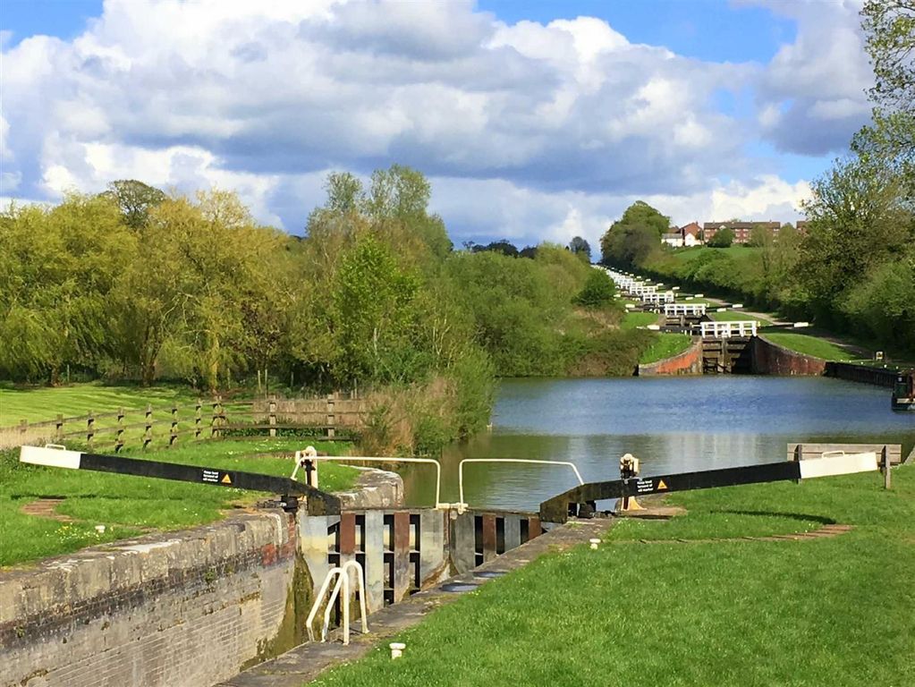 Property photo 3 of 4 Canal.Jpg