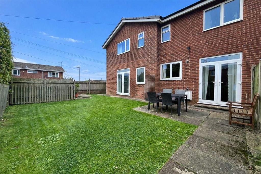 Property photo 1 of 23 (Main)