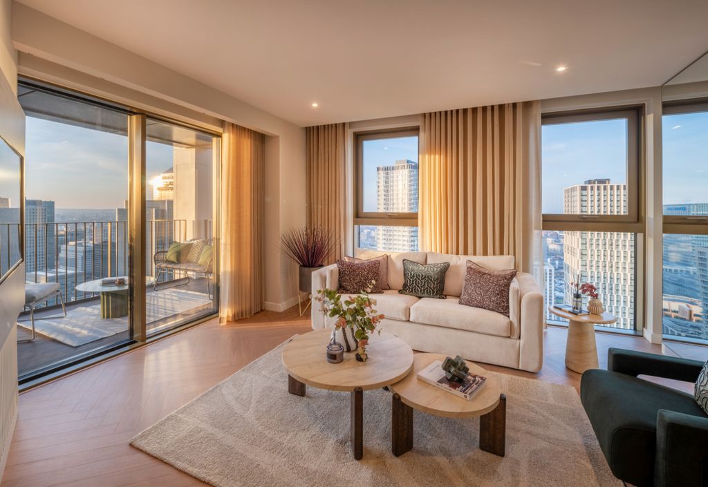 Property photo 2 of 16 7225_012.Jpg