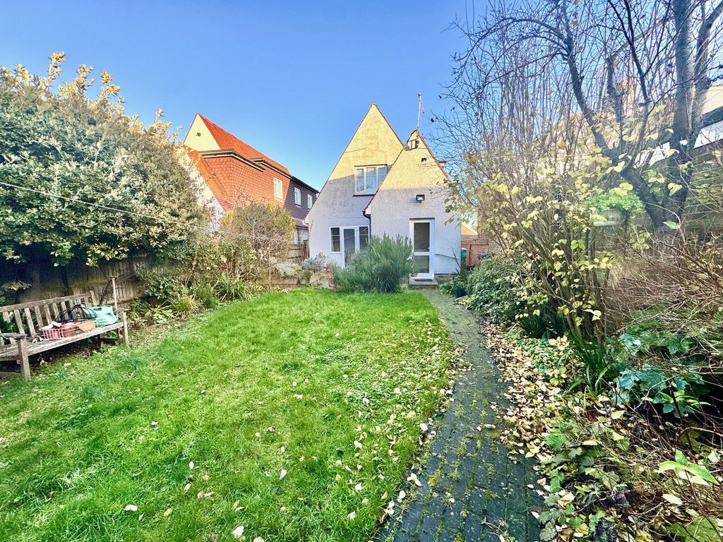 Property photo 2 of 15