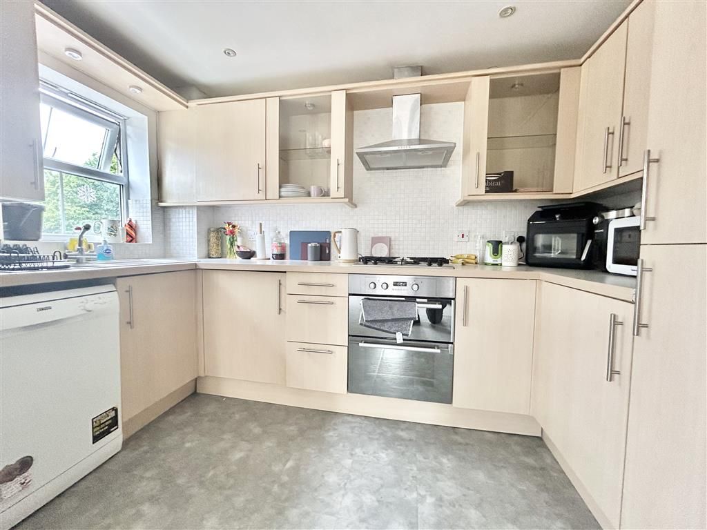 Property photo 2 of 11 Image