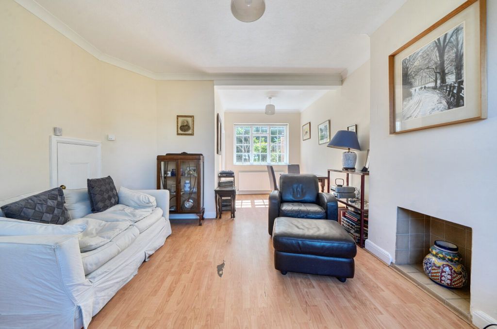 Property photo 3 of 18