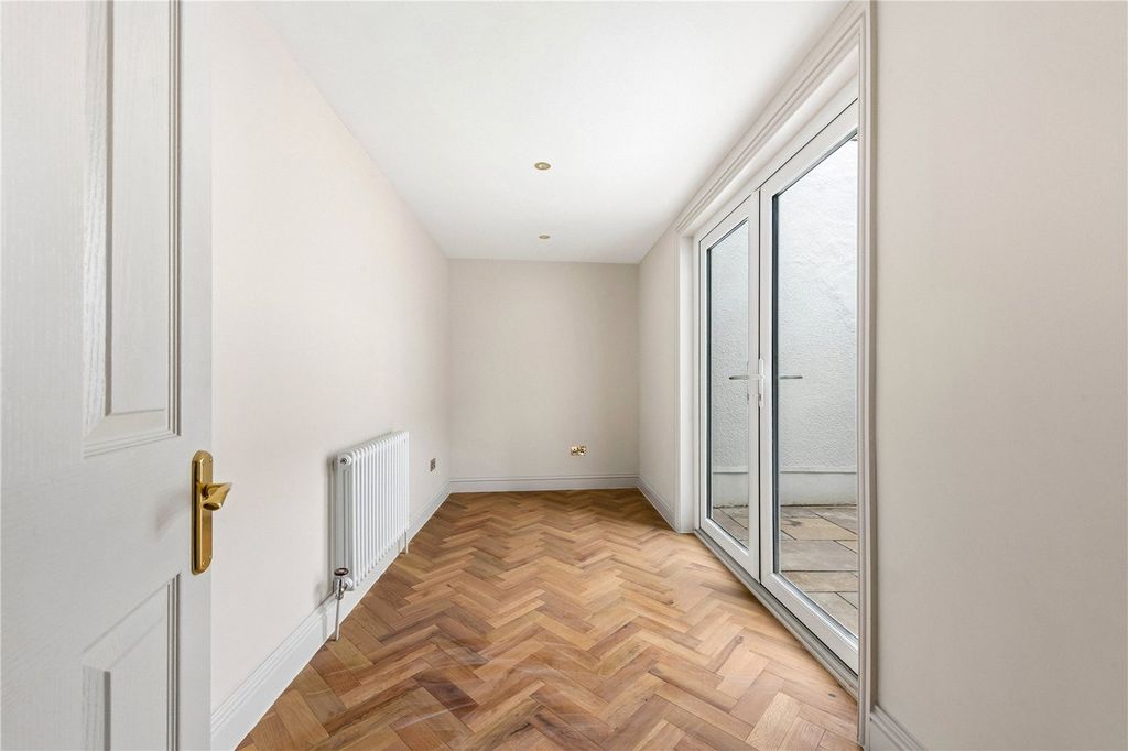 Property photo 3 of 11 Picture No. 04