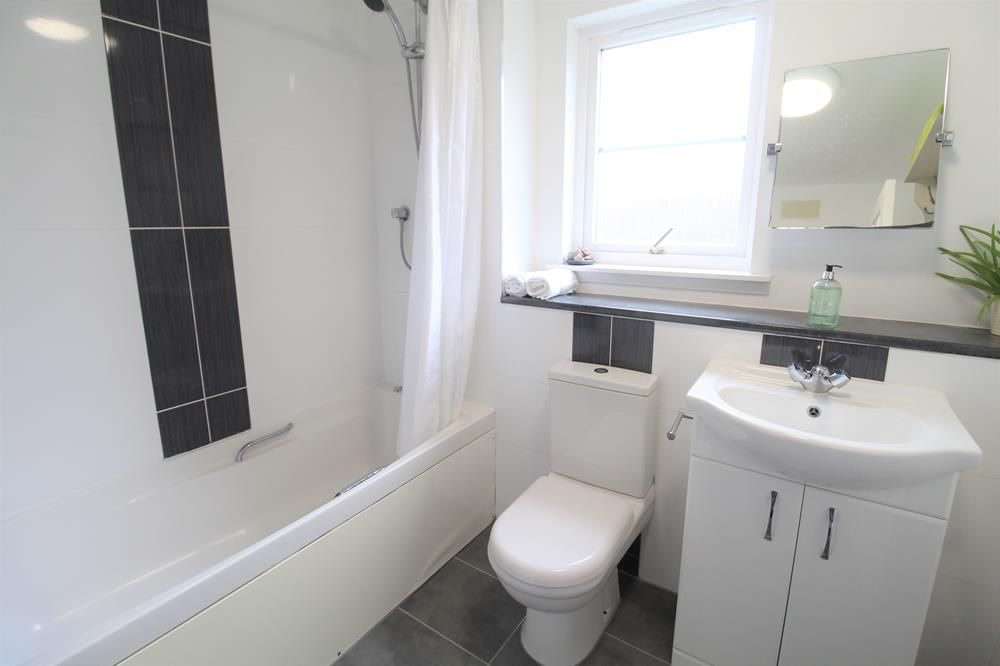 Property photo 3 of 6 Bathroom
