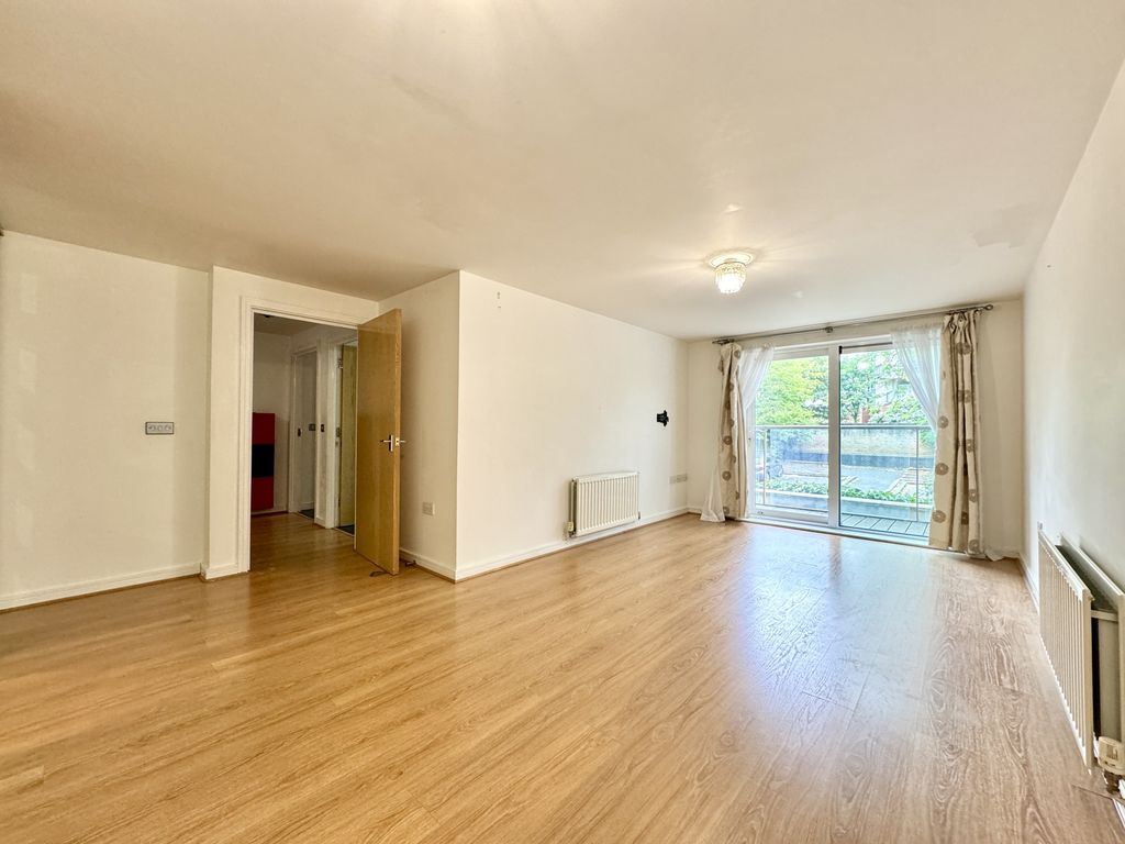 Property photo 3 of 19