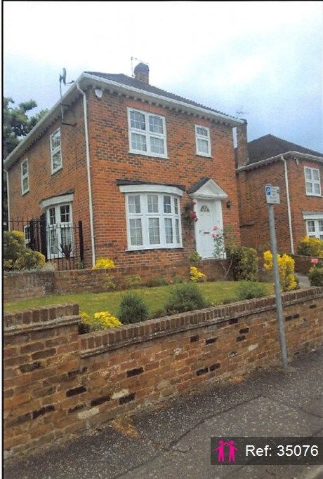 Property photo 2 of 26