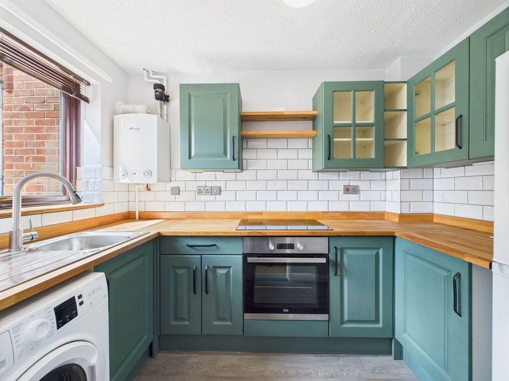 Property photo 2 of 13