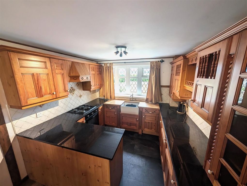 Property photo 3 of 13 Pxl_20260427_135934369.Jpg