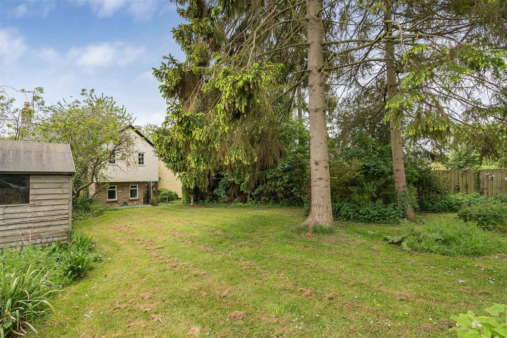 Property photo 2 of 17 16_81167.Jpg