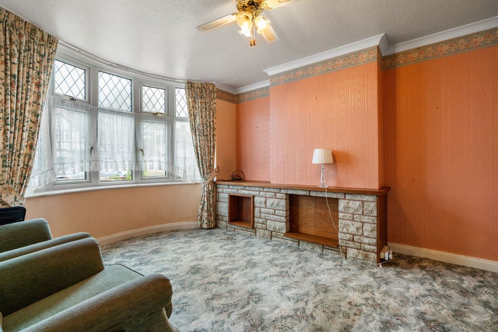 Property photo 3 of 30