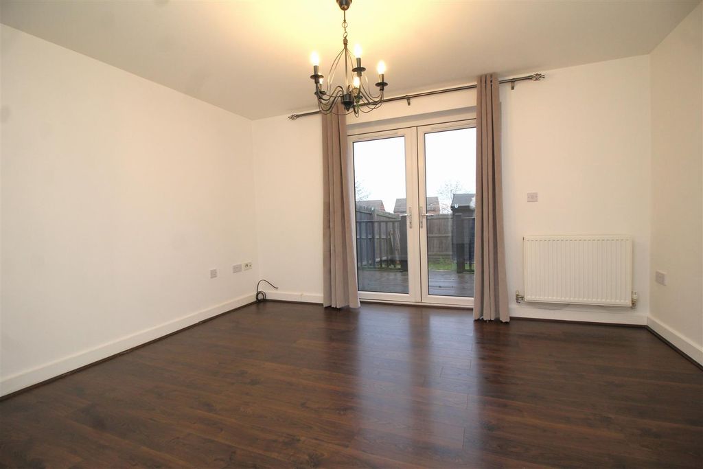 Property photo 3 of 11 Living Room 1.Jpg