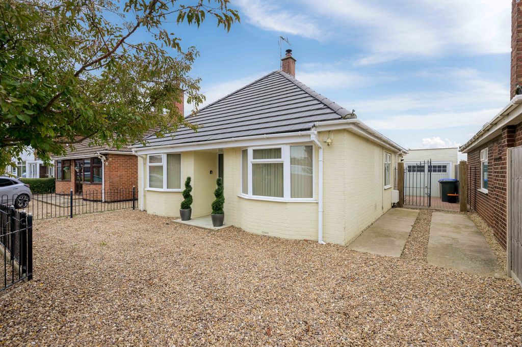 Property photo 1 of 29