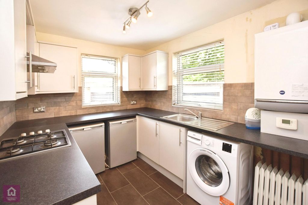 Property photo 2 of 10 Picture No. 16