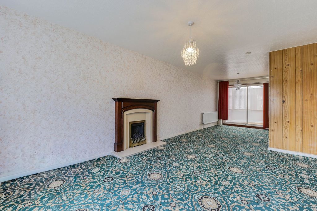 Property photo 3 of 17 Picture No. 12